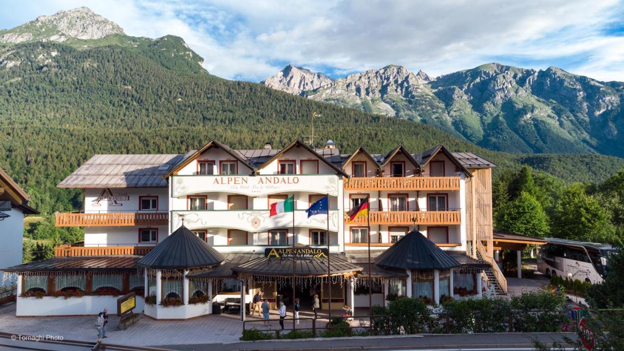 Hotel Alpen Andalo Eksteriør billede