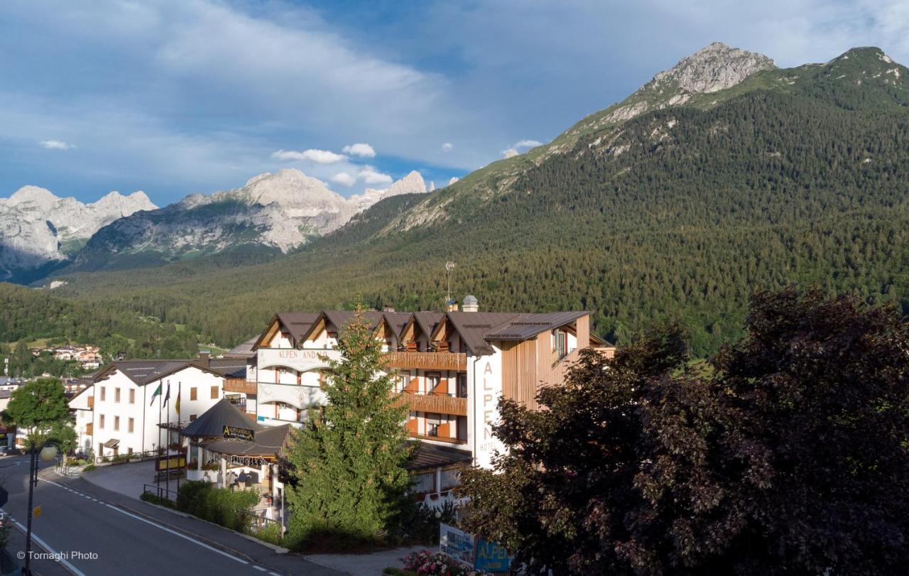 Hotel Alpen Andalo Eksteriør billede
