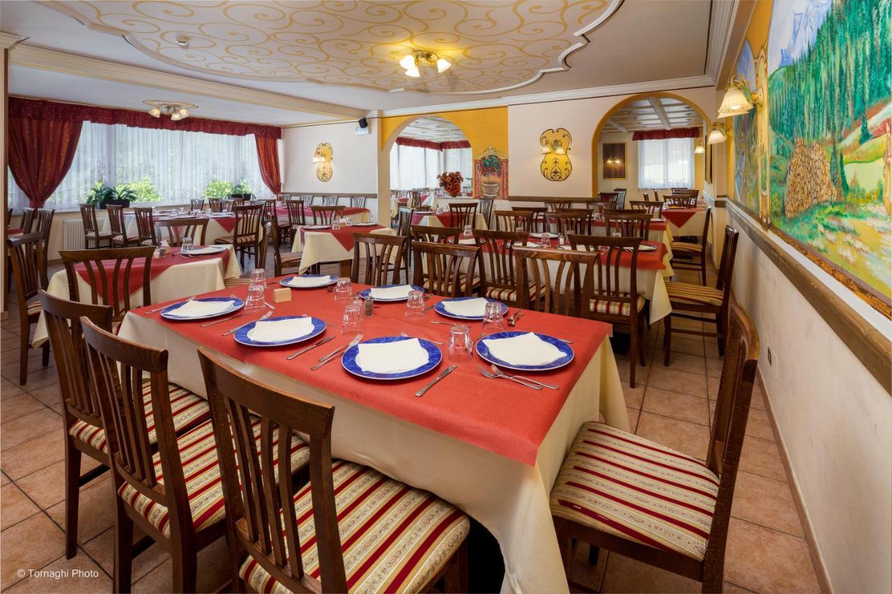 Hotel Alpen Andalo Eksteriør billede