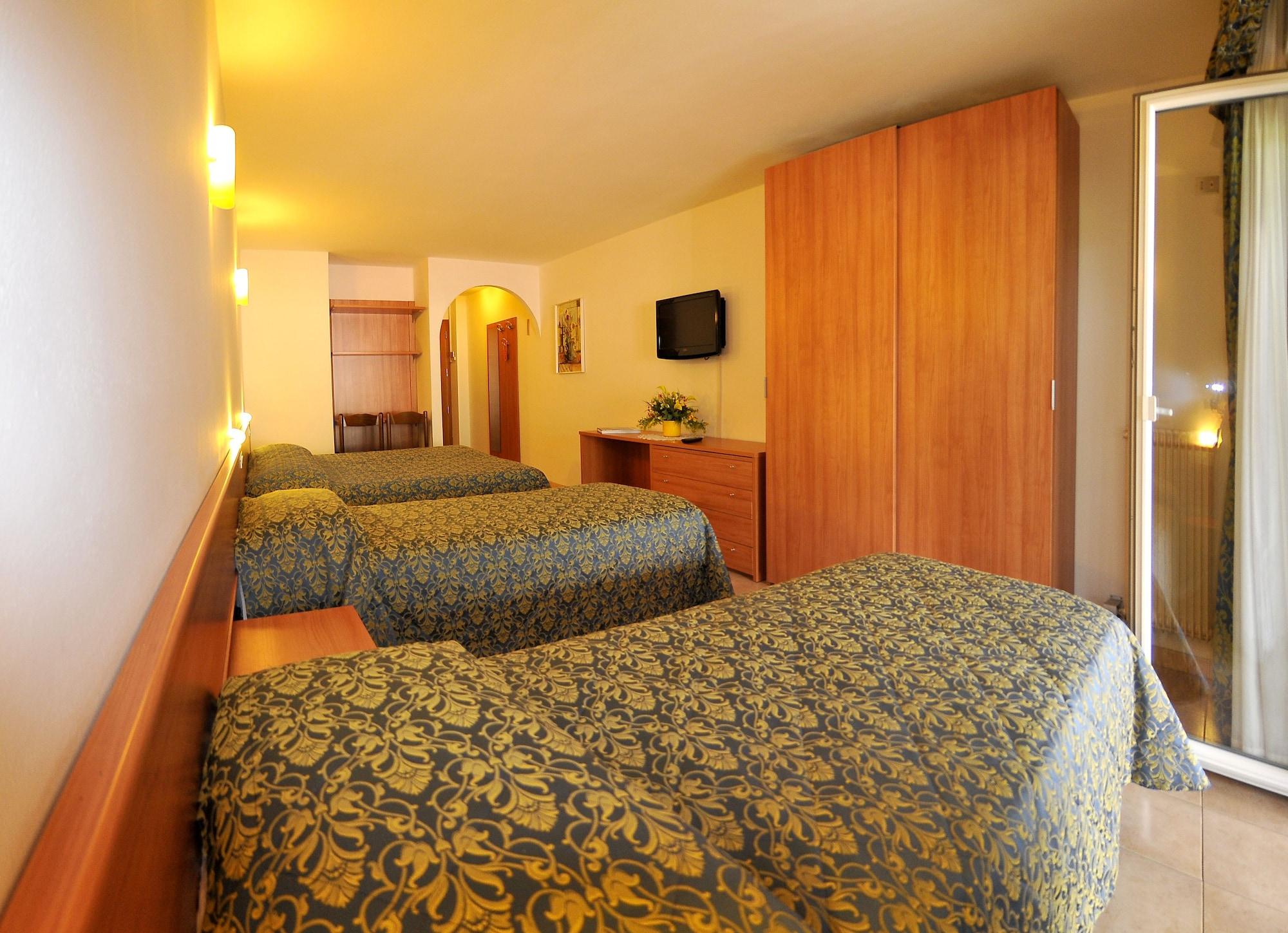 Hotel Alpen Andalo Eksteriør billede