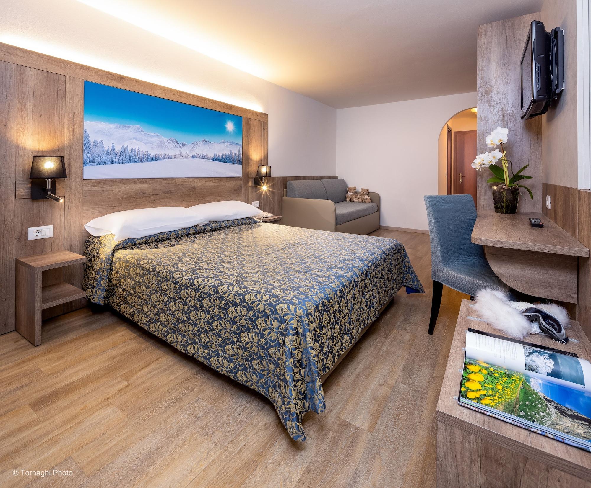Hotel Alpen Andalo Eksteriør billede