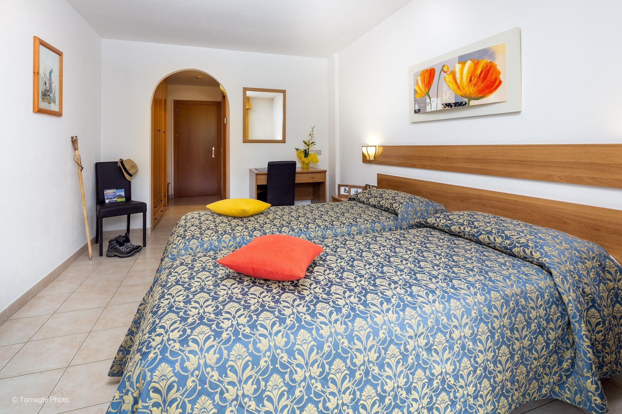 Hotel Alpen Andalo Eksteriør billede
