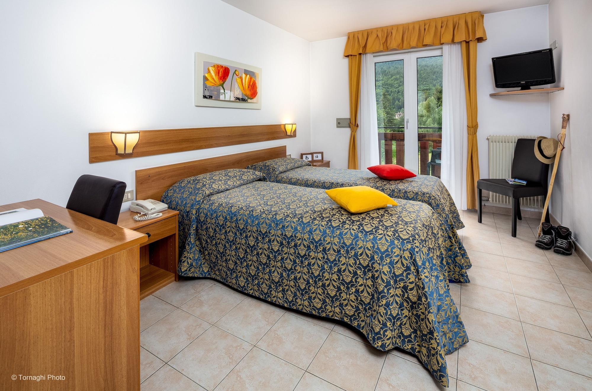 Hotel Alpen Andalo Eksteriør billede