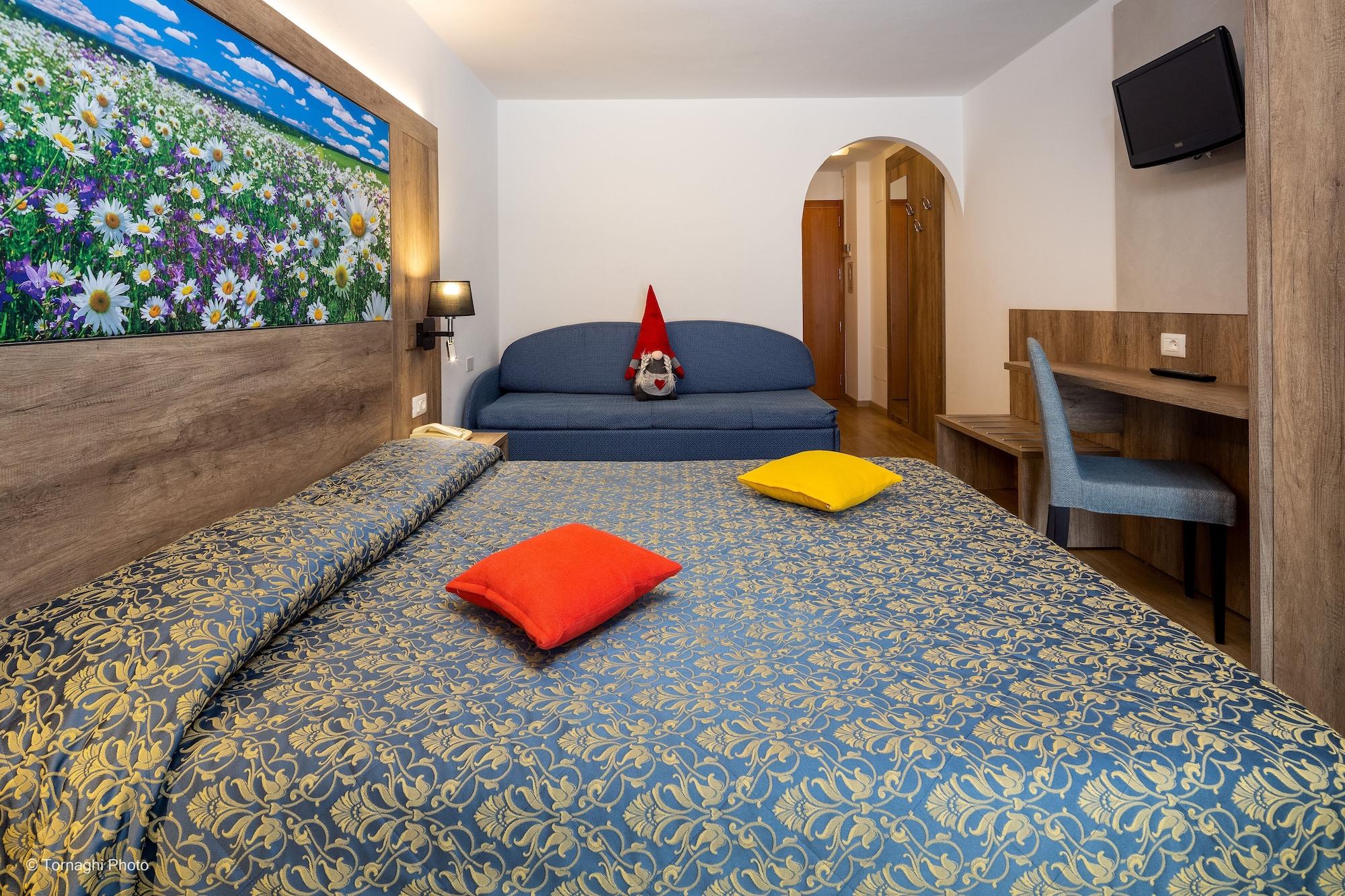 Hotel Alpen Andalo Eksteriør billede