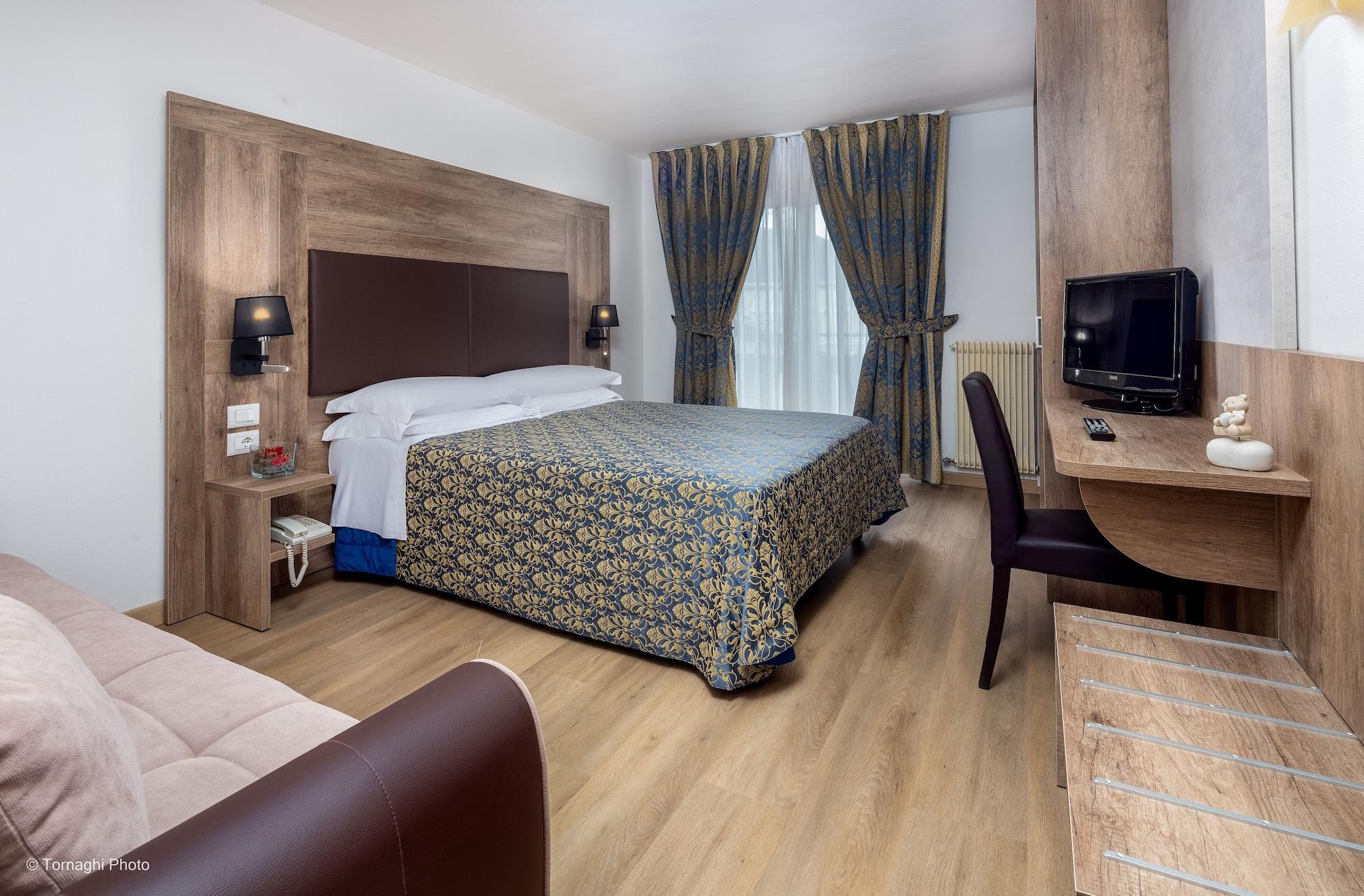 Hotel Alpen Andalo Eksteriør billede